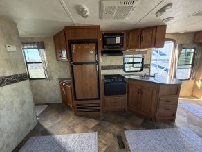 2012 Keystone Sprinter Travel trailer Photo 4