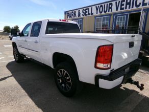 2013 GMC Crew Cab Short Bed 4X4 2500HD Sierra Denali Duramax Photo 3