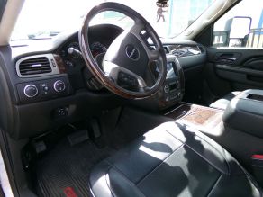 2013 GMC Crew Cab Short Bed 4X4 2500HD Sierra Denali Duramax Photo 4
