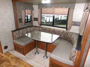 2014 Grand Touring Passport Travel Trailer Photo 6
