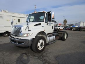 2014 International 4400 Day Cab Truck Tractor