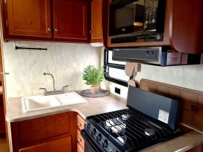 2015 Northwood Nash Travel Trailer Photo 4