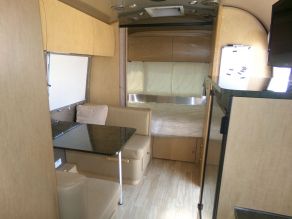 2016 Airstream Flying Cloud 20FB Photo 5