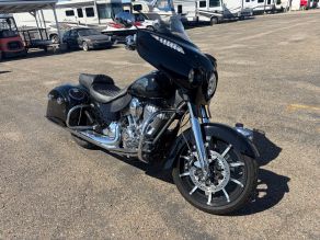 2017 Indian Chieftain Motorcycle Photo 2