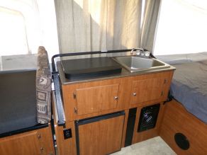 2017 Alpine pop-up trailer Somerset Evolution Photo 5