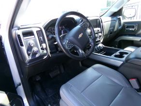2017 Chevrolet Crew Cab Z-71 Silverado 1500 LTZ 4X4 Photo 4