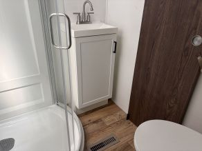 2017 Forest River Flagstaff Super Lite 5th Wheel Photo 6