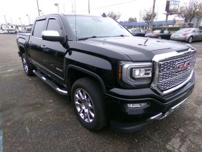 2017 GMC Sierra 1500 Denali Crew Cab Photo 2