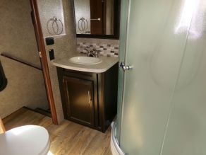 2017 Jayco Eagle 5th Wheel Trailer Photo 6