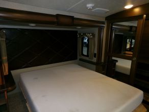 2017 Keystone Montana Western Hickory Edition Photo 5