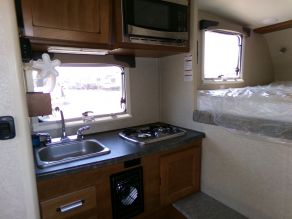 2017 Lance 650 Cabover Camper Photo 6
