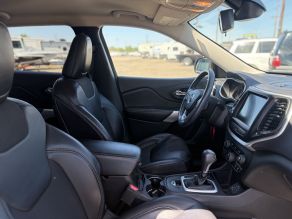 2018 Jeep Cherokee Latitude Photo 4
