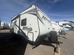 2018 Eclipse Attitude Pro Lite Toy Hauler Photo 2
