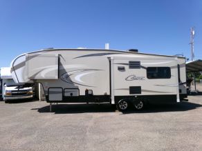 2018 Keystone Cougar X Lite 28SGS 5TH Wheel Trailer  31'