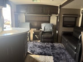 2019 Highland Ridge Open Range Light Travel Trailer Photo 4