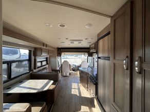 2019 Jayco Entegra Vision Photo 3