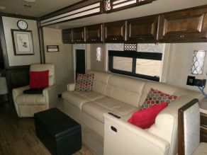 2019 Tiffin Allegro Open Road 36LA Photo 6