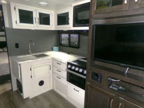 2021 Jayco Jayfeather Bunk House Trailer Photo 4