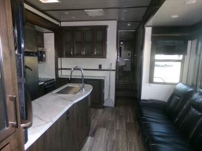 2021 Keystone 5th Wheel Voltage 3551 Toy Hauler Photo 4