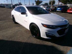 2024 Chevy Malibu Red Line Edition Sedan Photo 2