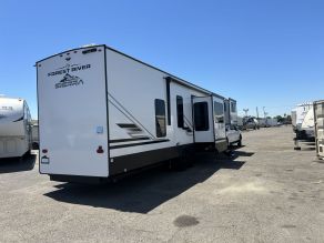 2025 Forest River Sierra 3990 FL 5TH Wheel Trailer Photo 2