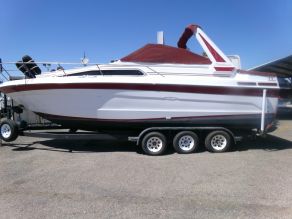 1989 SeaRay Sundancer 268  26'