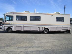 1993 Fleetwood Motorhome Bounder Class A