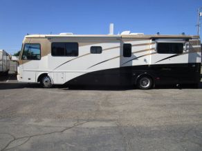 2002 Beaver Class A Monterey Motor Home