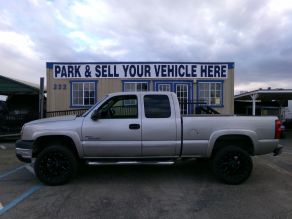 2004 Chevrolet Extended Cab LS 2500 4X4 Long Bed Diesel