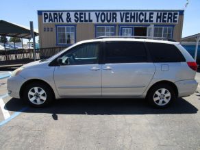 2004 Toyota Sienna LE