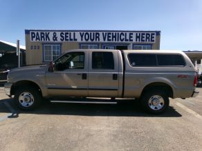 2005 Ford F 250 XLT Crew Cab Truck