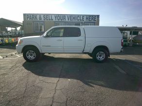 2006 Toyota Tundra SR5 SB W Matching Campershell