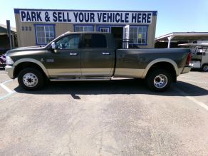2011 Dodge Ram Crew Cab 3500 Dually Long Horn
