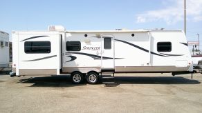 2012 Keystone Sprinter Travel trailer  29'