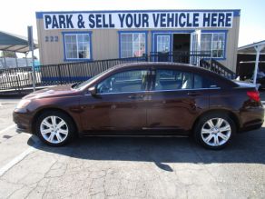 2013 Chrysler 200