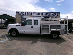 2015 FORD F-250 Extended cab Utility Truck
