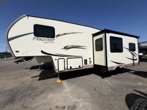 2017 Forest River Flagstaff Super Lite 5th Wheel  30'
