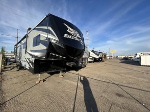 2018 Jayco Seismic 4113 Toy Hauler