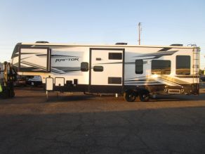 2021 Keystone Raptor 356 Toy Hauler RP39621
