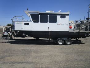 94 Fun Seeker Pleasure Fishing Boat